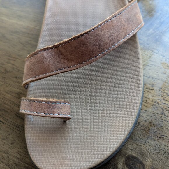 Chaco | Like New | Brown Leather Strap Sandals | Size 9 - Picture 6 of 8
